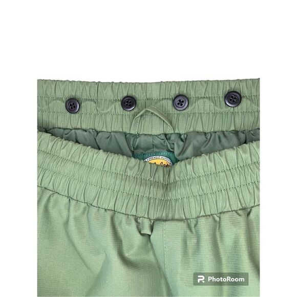 Cabela's Men's Green Mid-Rise Capri Pants Size - Picture 3 of 6